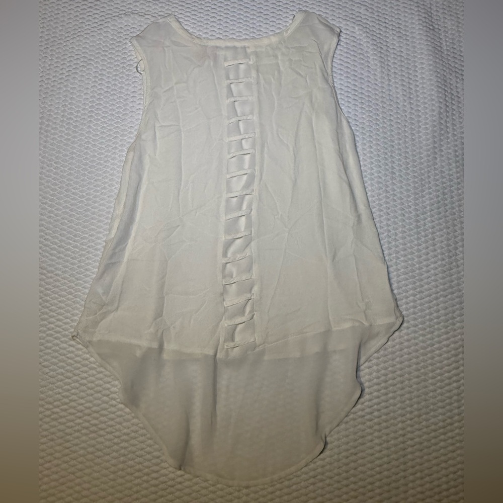 Entro Off-White Sleeveless High-Lo  Blouse Sz M (T1)